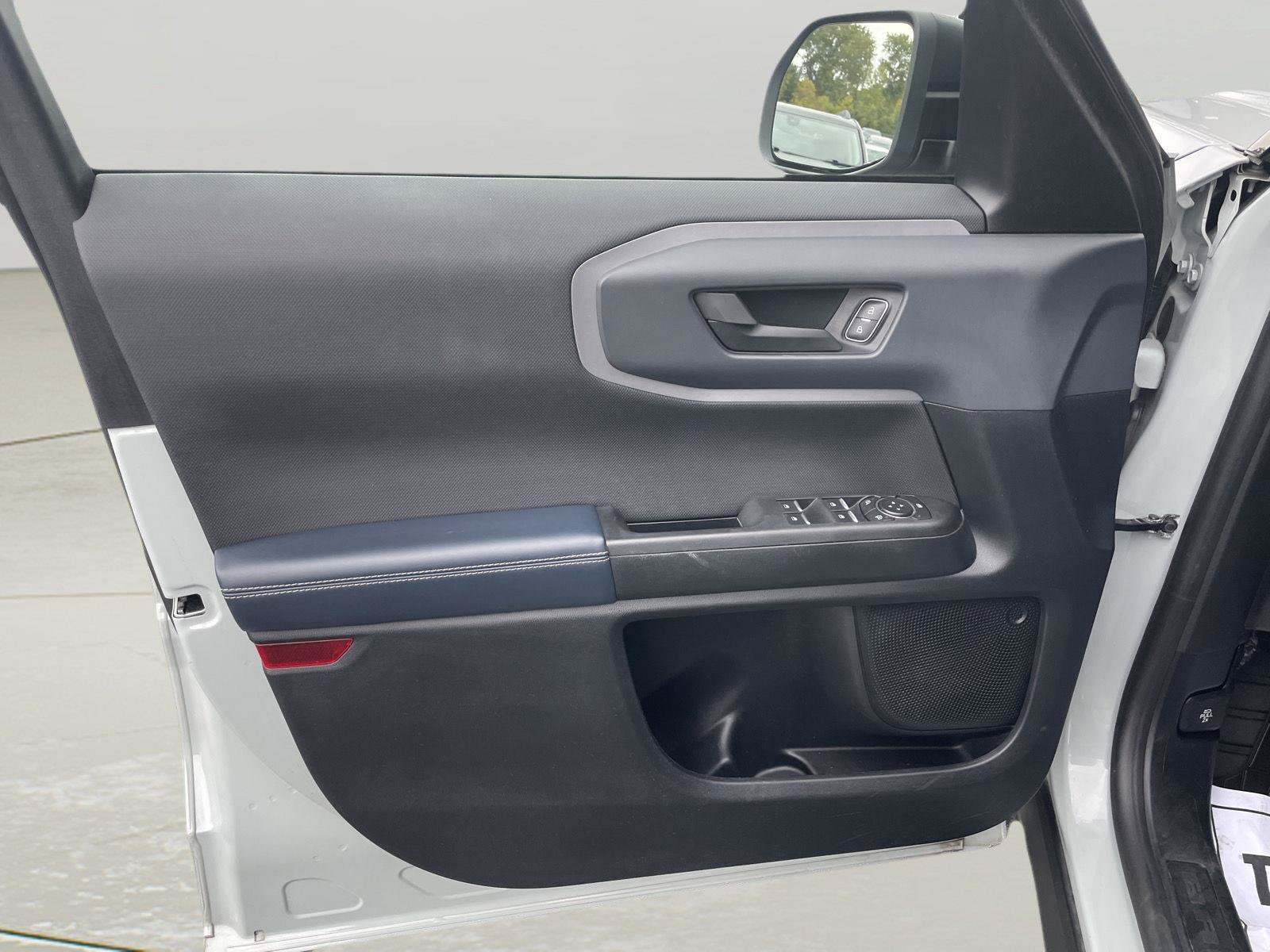 Used 2021 Ford Bronco Sport Outer Banks AWD/4WD image 26