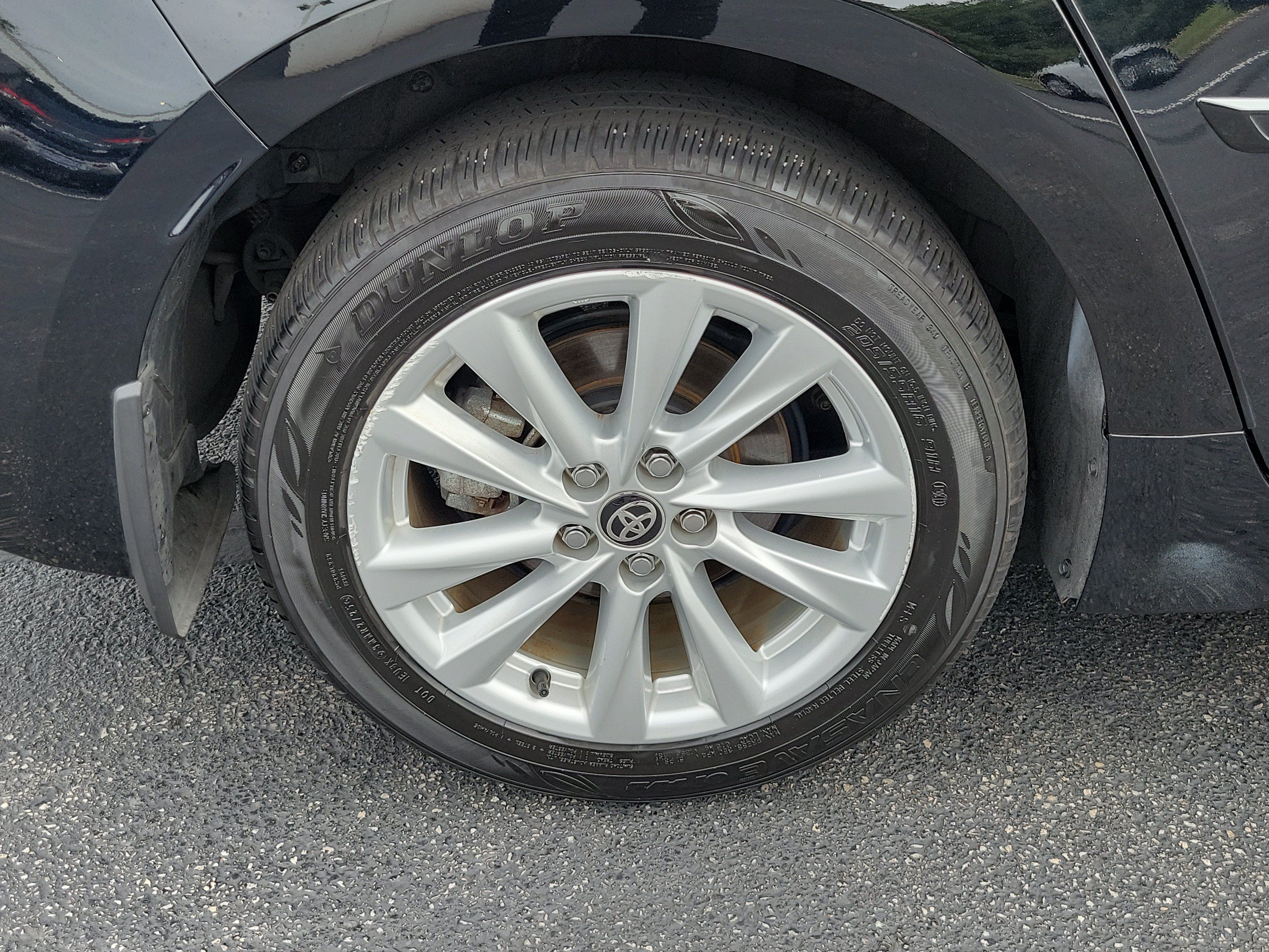 Certified 2025 Toyota Corolla LE w/ LE Premium Package FWD image 6