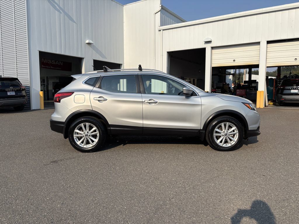 Used 2019 Nissan Rogue Sport SV AWD/4WD image 8