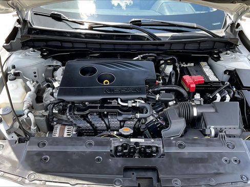 Used 2020 Nissan Altima 2.5 S FWD image 31