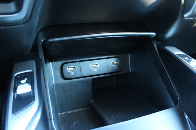 Used 2021 Kia Sorento S w/ Panoramic Sunroof Package AWD/4WD image 18