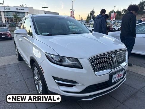 Used 2019 Lincoln MKC Select w/ Select Plus Package image 1