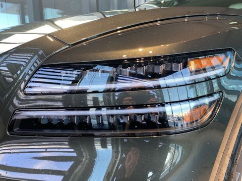 New 2026 Genesis GV80 2.5T Advanced image 11