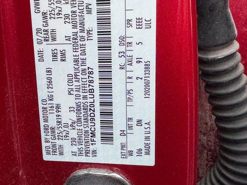 Used 2020 Ford Escape Titanium image 26