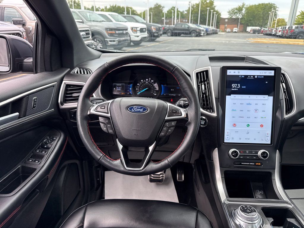 Used 2024 Ford Edge ST-Line AWD/4WD image 18