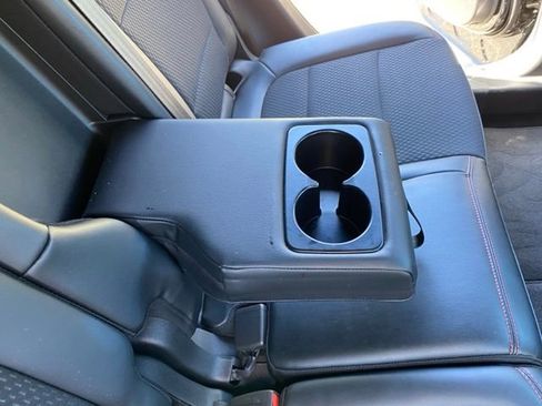 Used 2025 Ford Escape ST-Line image 37