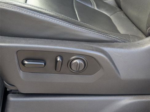 Used 2019 Chevrolet Silverado 1500 LTZ w/ LTZ Convenience Package image 13