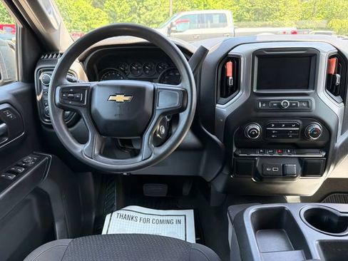 Used 2022 Chevrolet Silverado 1500 Custom AWD/4WD image 15