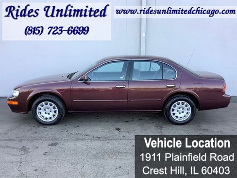 Used 1997 Nissan Maxima GXE image 3