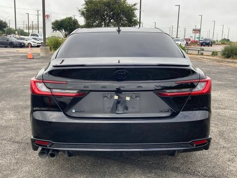 Used 2025 Toyota Camry XSE FWD image 6