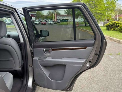 Used 2012 Hyundai Santa Fe GLS AWD/4WD image 24