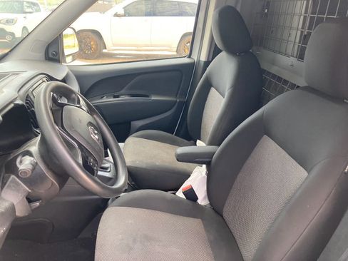 Used 2021 RAM ProMaster City Tradesman FWD image 3
