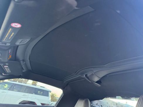 Used 2021 Chevrolet Corvette Stingray Preferred Cpe w/ Z51 Performance Package image 15