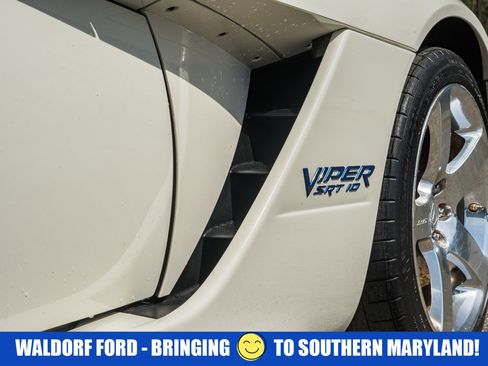 Used 2006 Dodge Viper SRT-10 w/ VOI9 Edition image 20