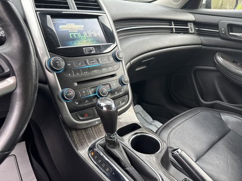 Used 2016 Chevrolet Malibu LTZ FWD image 26