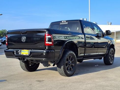 Used 2022 RAM 2500 Limited AWD/4WD image 2
