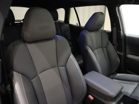 Used 2025 Subaru Outback Wilderness AWD/4WD image 18