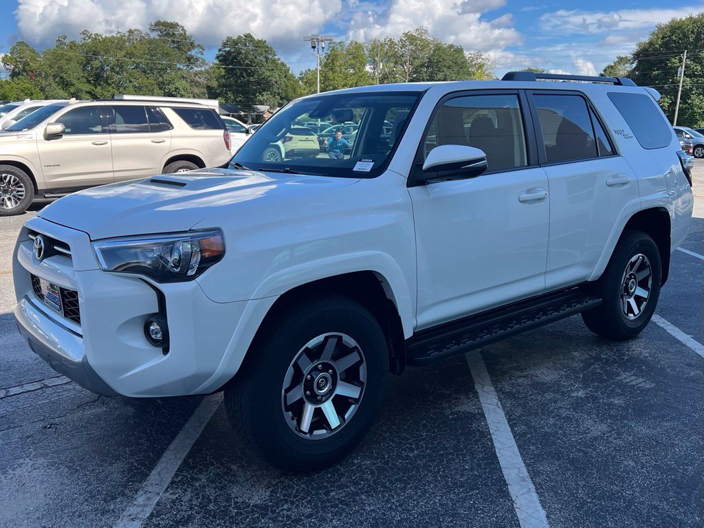Used 2024 Toyota 4Runner TRD Off-Road Premium AWD/4WD image 27
