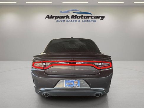 Used 2022 Dodge Charger GT image 4