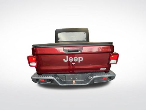 Used 2021 Jeep Gladiator Overland AWD/4WD image 4