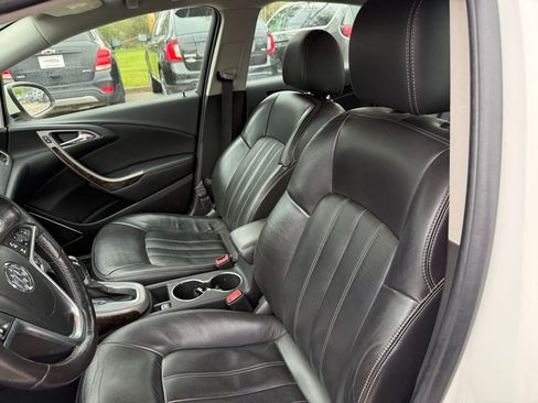 Used 2013 Buick Verano Leather FWD image 21
