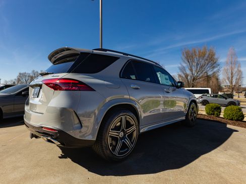 New 2026 Mercedes-Benz GLE 450 4MATIC image 11