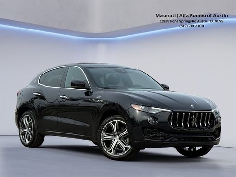 Certified 2023 Maserati Levante GT image 1