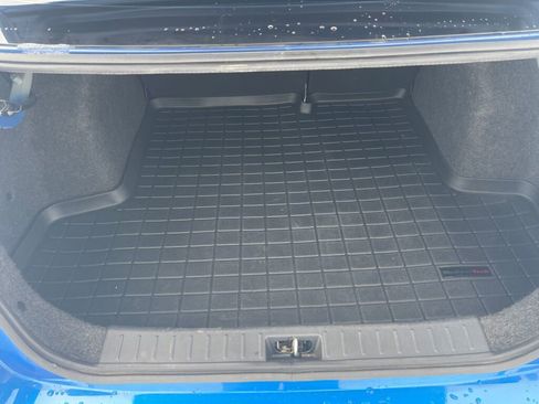 Used 2021 Nissan Versa SV image 15