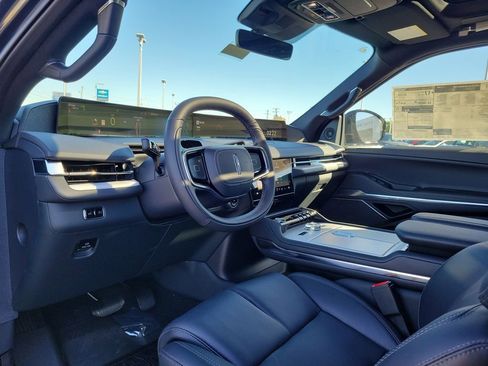 New 2025 Lincoln Navigator L Reserve w/ Jet Appearance Package image 21