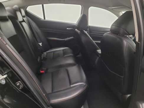 Used 2021 Nissan Altima 2.5 SR FWD image 19