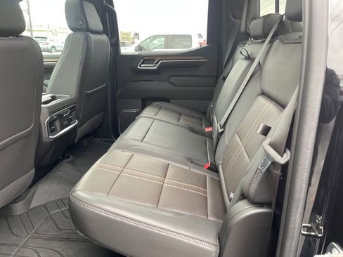 Used 2023 Chevrolet Silverado 1500 High Country w/ High Country Premium Package image 18