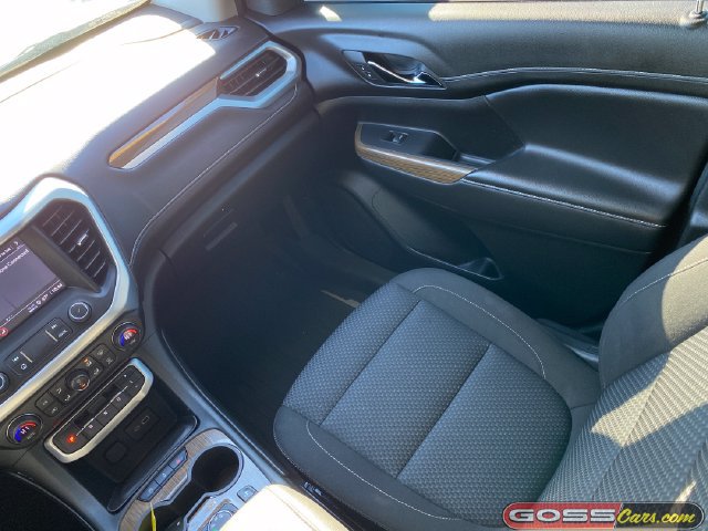 Used 2023 GMC Acadia SLE w/ Driver Convenience Package AWD/4WD image 15
