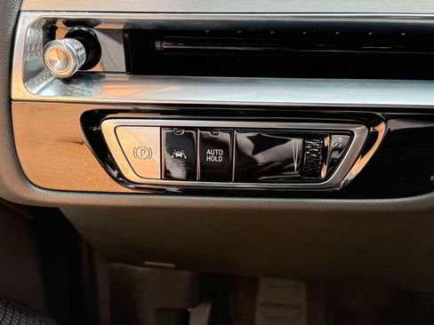 Used 2024 Cadillac Lyriq Luxury AWD/4WD image 29