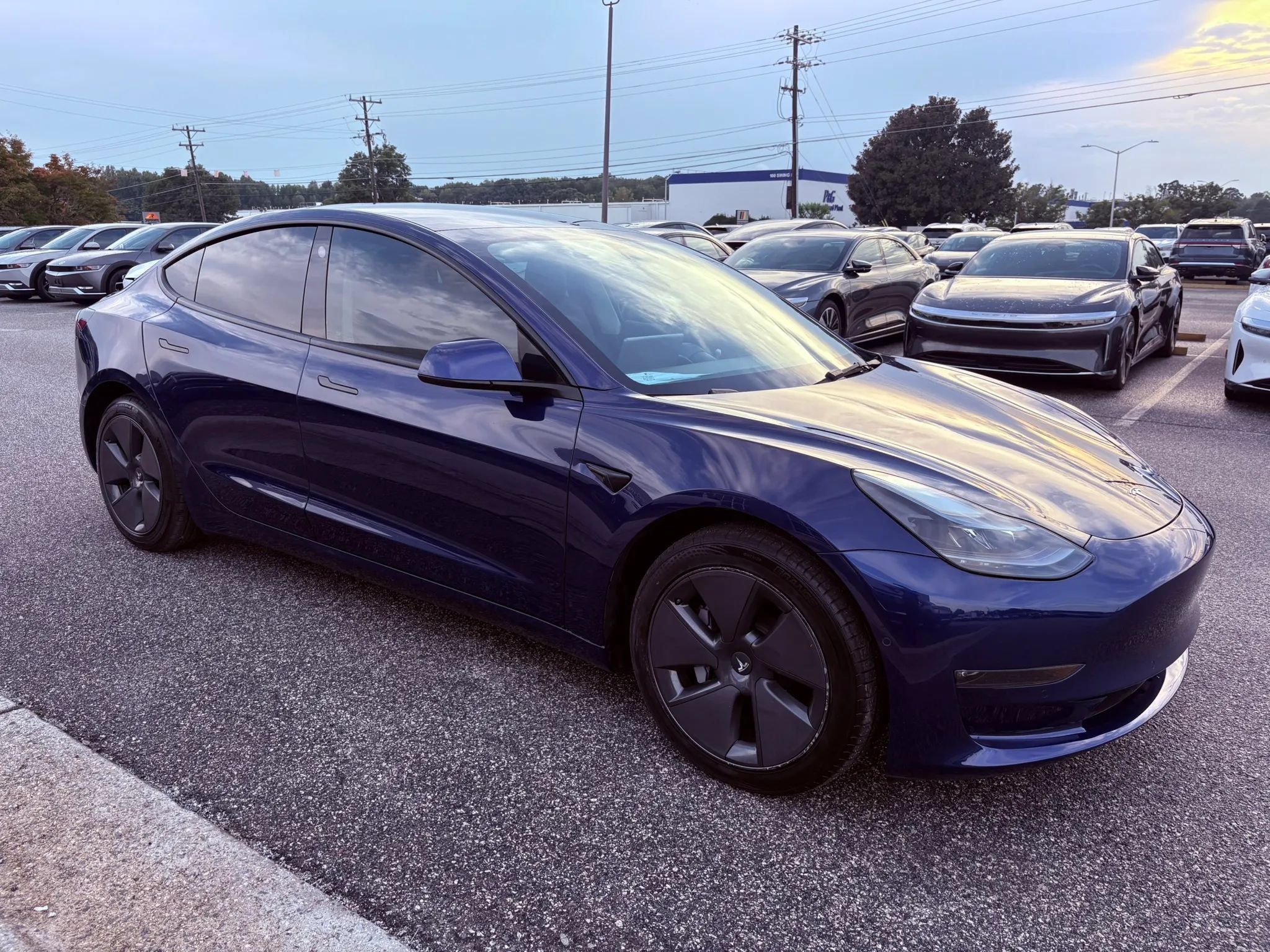 Used 2022 Tesla Model 3 Long Range AWD/4WD image 29