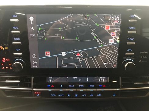 Used 2021 Toyota Sienna XSE image 19