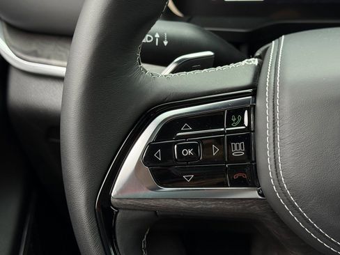 New 2025 Jeep Grand Cherokee Overland w/ Adv Protech Group III image 29