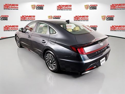 Certified 2022 Hyundai Sonata Limited image 2