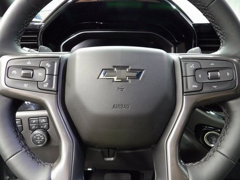 Used 2024 Chevrolet Silverado 1500 ZR2 image 55