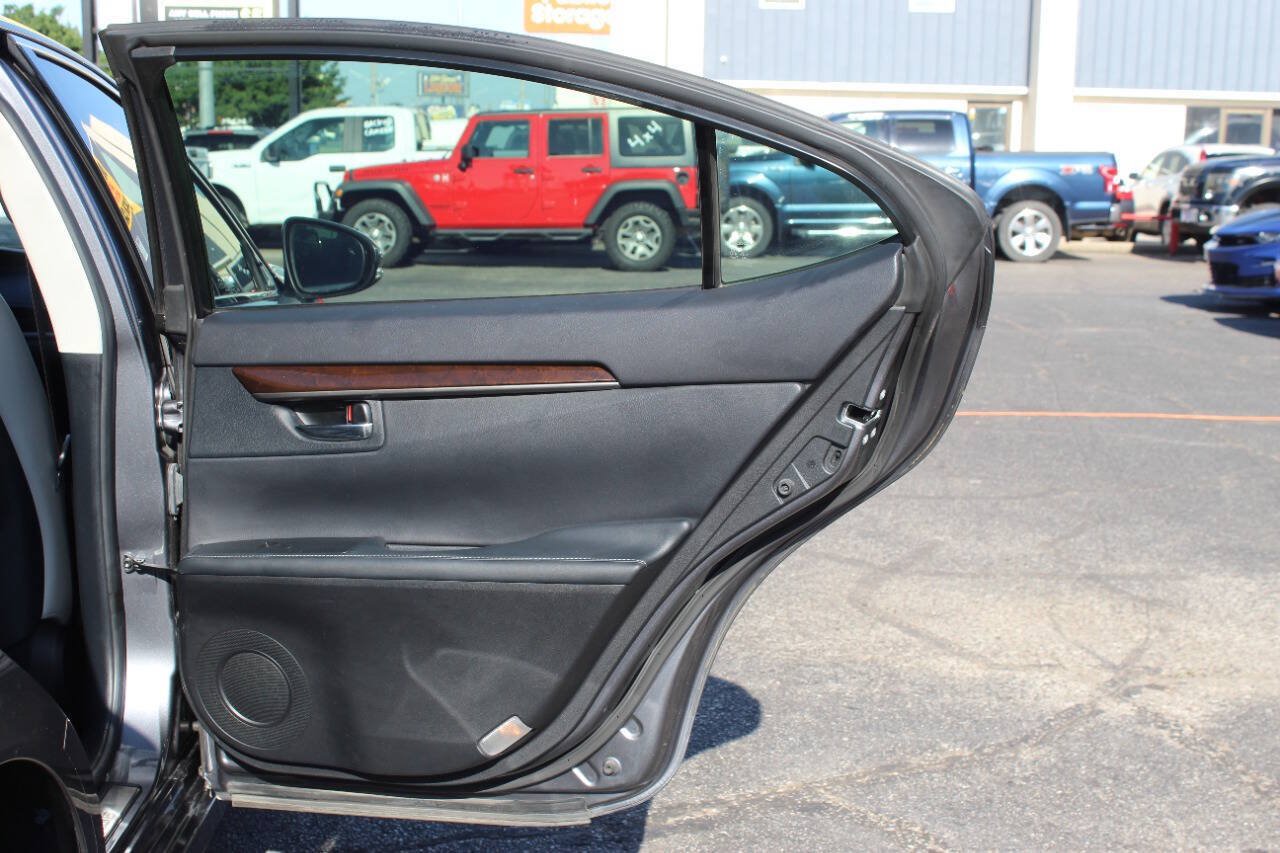 Used 2014 Lexus ES 350 w/ Luxury Package FWD image 12
