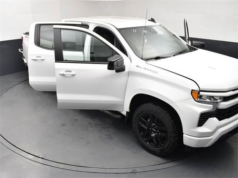 Used 2025 Chevrolet Silverado 1500 RST w/ Convenience Package II image 23