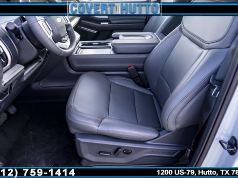 New 2025 Ford Expedition Active image 12