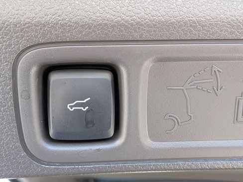 Used 2024 Lincoln Navigator L Reserve image 15