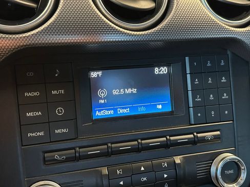 Used 2018 Ford Mustang GT RWD image 12