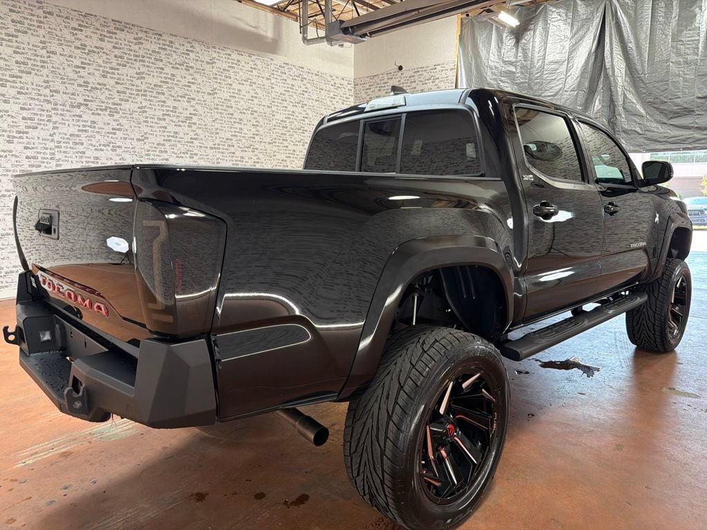 Used 2021 Toyota Tacoma SR5 w/ SR5 Appearance Package (SM) RWD image 7