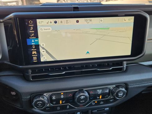 New 2026 Jeep Gladiator Mojave w/ Steel Bumper Group image 15