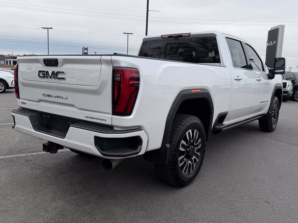 Used 2024 GMC Sierra 2500 Denali Ultimate w/ Max Trailering Package AWD/4WD image 7