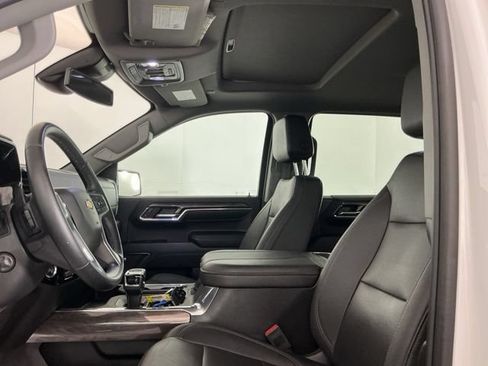 Used 2024 Chevrolet Silverado 1500 LTZ w/ LTZ Premium Package AWD/4WD image 15