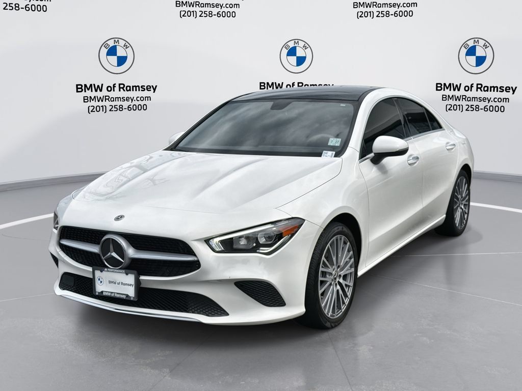 Used 2022 Mercedes-Benz CLA 250 4MATIC image 1