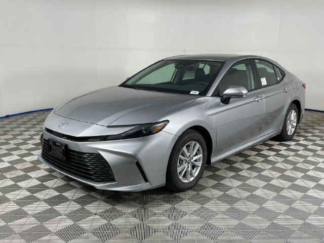 New 2026 Toyota Camry LE FWD image 1