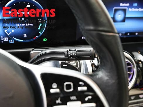 Used 2021 Mercedes-Benz GLB 250 4MATIC image 13